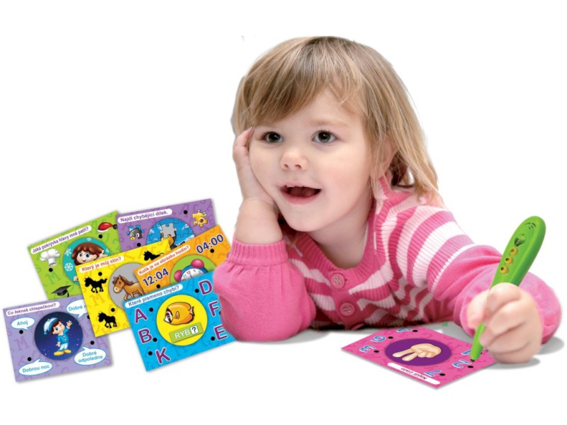 82640 - MaDe Chytré pero s kartami